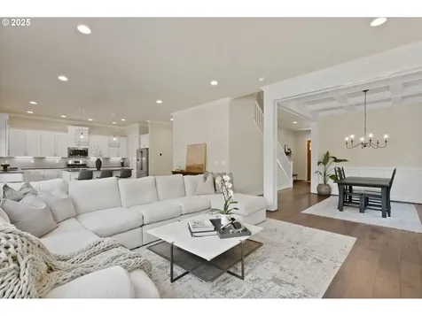 16943 SW Snowdale Street Beaverton OR 97007