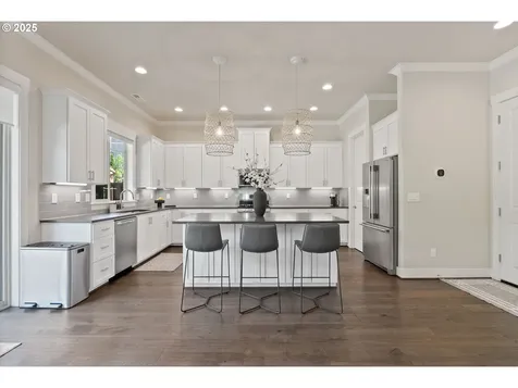16943 SW Snowdale Street Beaverton OR 97007