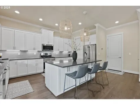 16943 SW Snowdale Street Beaverton OR 97007