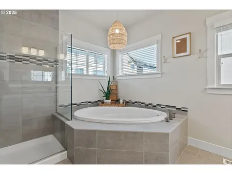16943 SW Snowdale Street Beaverton OR 97007