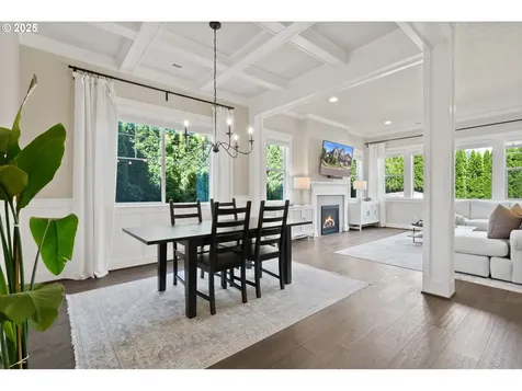 16943 SW Snowdale Street Beaverton OR 97007
