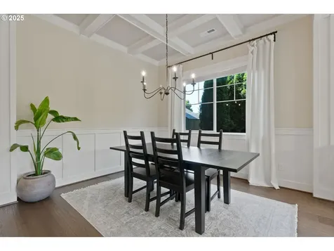 16943 SW Snowdale Street Beaverton OR 97007
