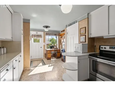 240 SW 3rd Street Pendleton OR 97801
