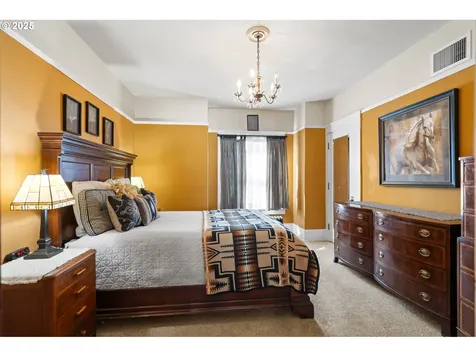 240 SW 3rd Street Pendleton OR 97801