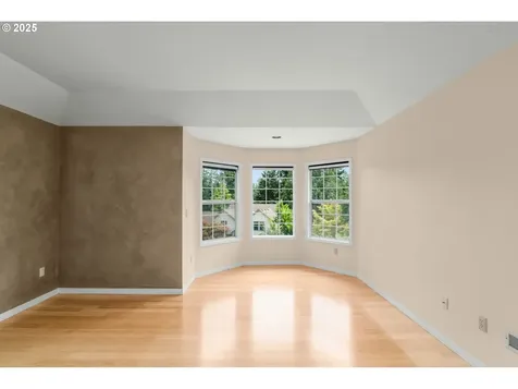 2731 SW 28th Drive Portland OR 97219