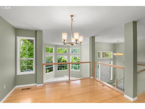 2731 SW 28th Drive Portland OR 97219