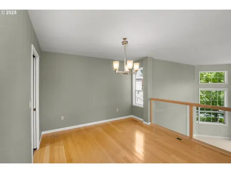 2731 SW 28th Drive Portland OR 97219