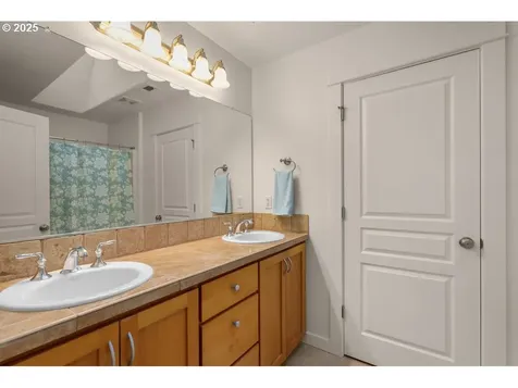 9450 SW 153rd Avenue Beaverton OR 97007
