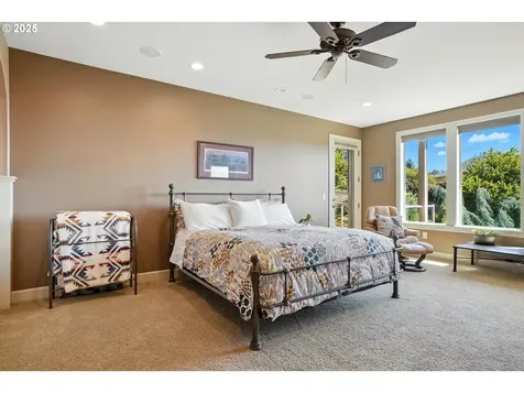 2730 W 6th Street Washougal WA 98671