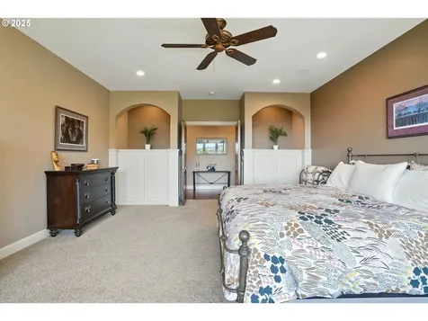 2730 W 6th Street Washougal WA 98671
