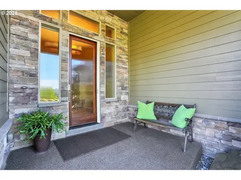 2730 W 6th Street Washougal WA 98671