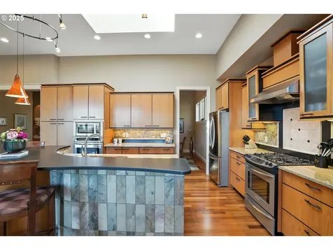 2730 W 6th Street Washougal WA 98671