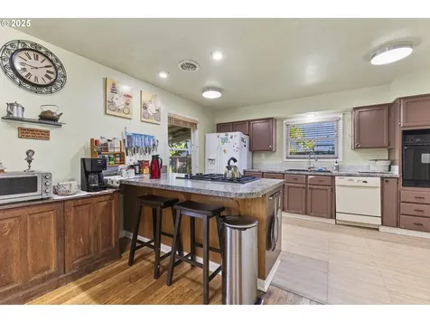 2805 SE 141st Avenue Portland OR 97236
