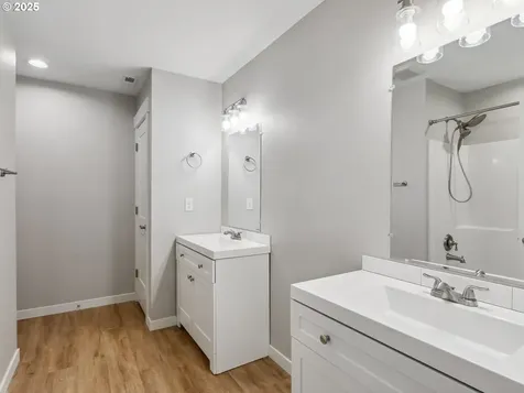 2421/2417 NE 54th Street Vancouver WA 98663