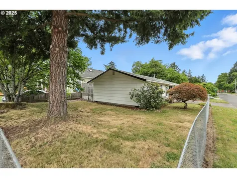 12130 SE Reedway Street Portland OR 97266