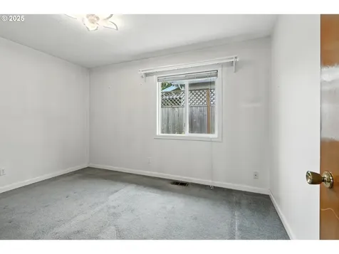 12130 SE Reedway Street Portland OR 97266