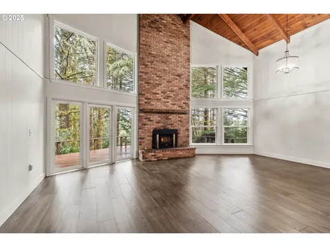 95976 Cape Ferrelo Road Brookings OR 97415