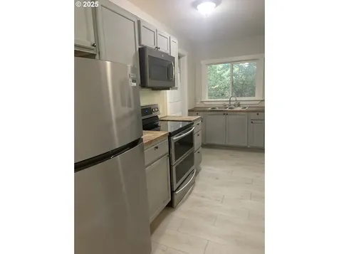95976 Cape Ferrelo Road Brookings OR 97415
