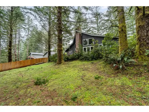 95976 Cape Ferrelo Road Brookings OR 97415