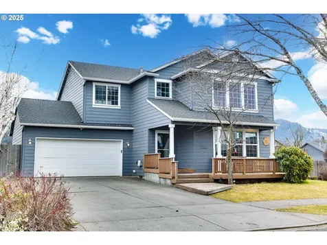 1763 4th Street Hood River OR 97031