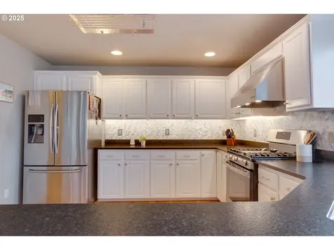 1763 4th Street Hood River OR 97031