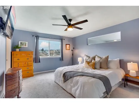 1763 4th Street Hood River OR 97031