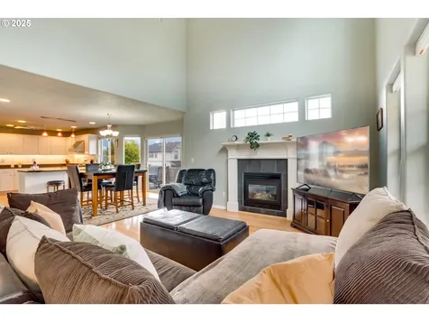 1763 4th Street Hood River OR 97031