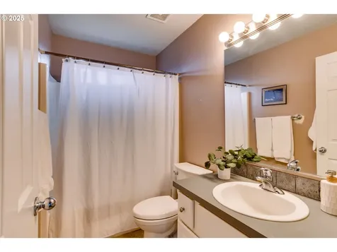 1763 4th Street Hood River OR 97031