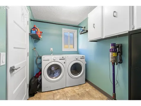 20855 SW Zurich Court Beaverton OR 97078