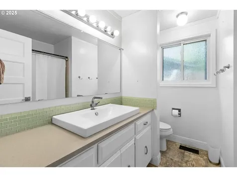 20855 SW Zurich Court Beaverton OR 97078