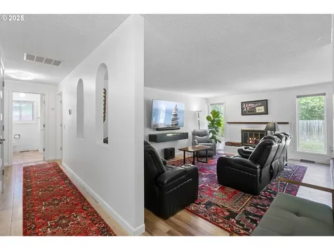 20855 SW Zurich Court Beaverton OR 97078