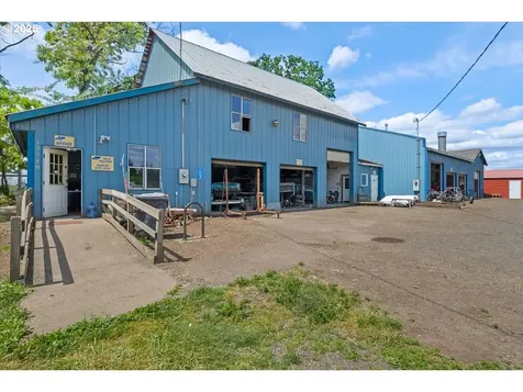 13780 S Macksburg Road Molalla OR 97038