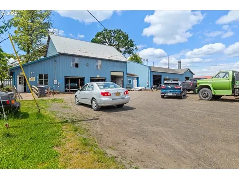 13780 S Macksburg Road Molalla OR 97038