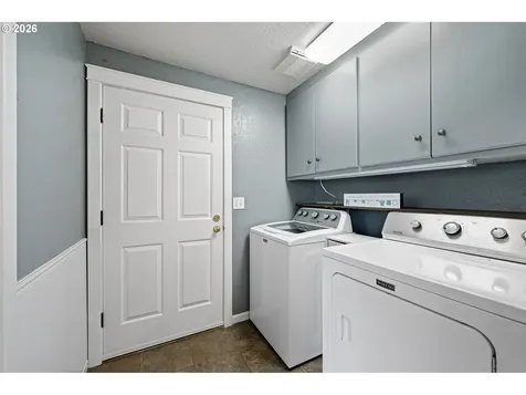 5268 Sugarpine Circle Eugene OR 97402