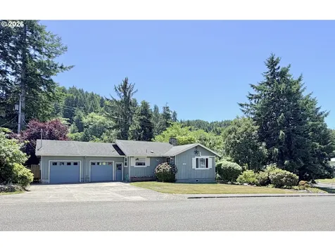 2260 Arthur Drive Reedsport OR 97467