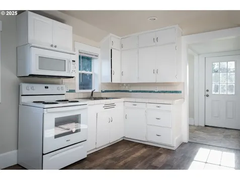 1802 SE 7th Avenue Camas WA 98607