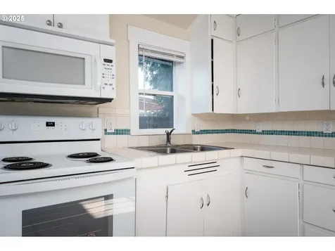 1802 SE 7th Avenue Camas WA 98607