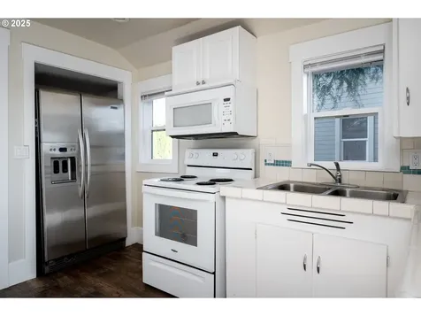 1802 SE 7th Avenue Camas WA 98607