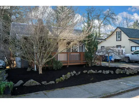 1802 SE 7th Avenue Camas WA 98607