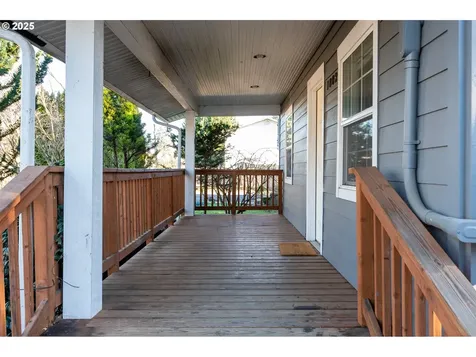 1802 SE 7th Avenue Camas WA 98607