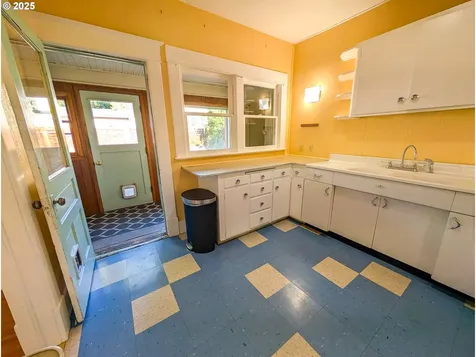 1610 Oak Street La Grande OR 97850