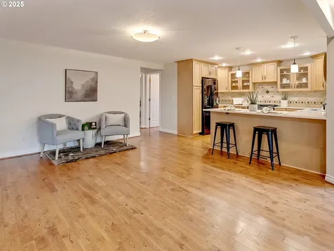 3010 SE Oak Street Hillsboro OR 97123