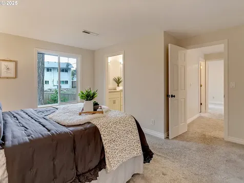3010 SE Oak Street Hillsboro OR 97123
