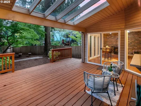 3010 SE Oak Street Hillsboro OR 97123