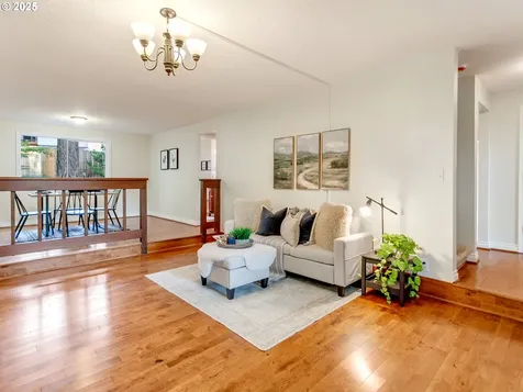 3010 SE Oak Street Hillsboro OR 97123