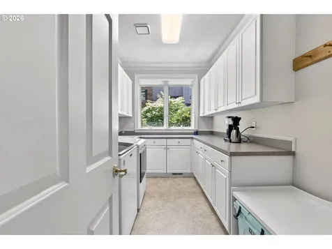 4160 SE Augusta Loop Gresham OR 97080