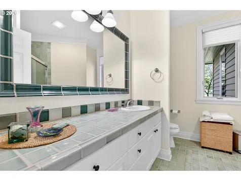 4160 SE Augusta Loop Gresham OR 97080