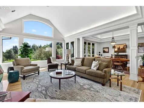 4160 SE Augusta Loop Gresham OR 97080