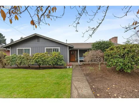 2568 Dover Drive Eugene OR 97404