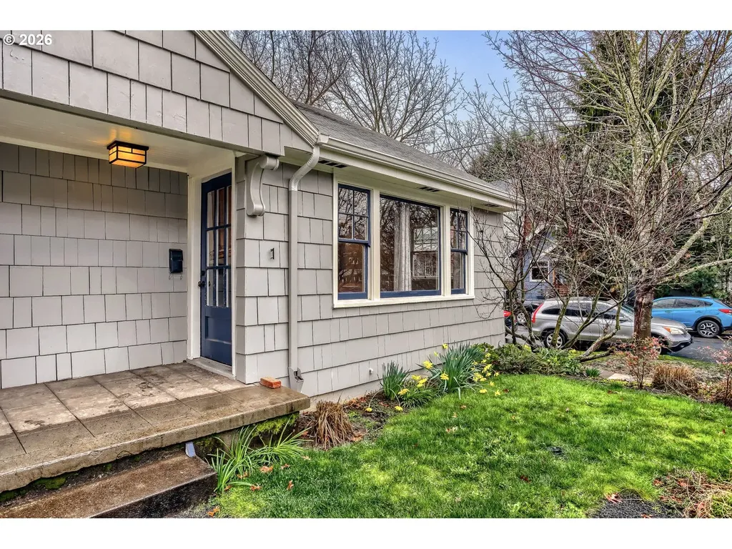 4030 SE Ivon Street Portland OR 97202